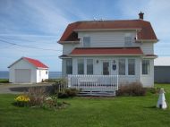 Chalet � louer Sainte-Th�r�se-de-Gasp� - Maison Leli�vre