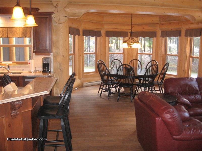 Chalet En Bois Rond A Vendre : Chalet Saint-Sauveur, chalet Laurentides Chalet Bois Rond #224 Chalet En Bois Rond A Vendre : Chalet Saint-Sauveur, chalet Laurentides Chalet Bois Rond #224