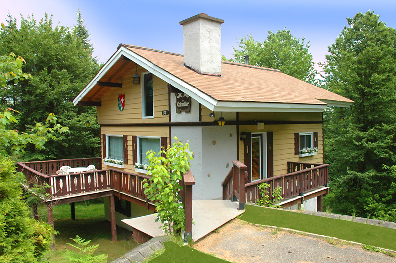 Chalet SteAgathedesMonts, chalet Laurentides Chalet le colombier www
