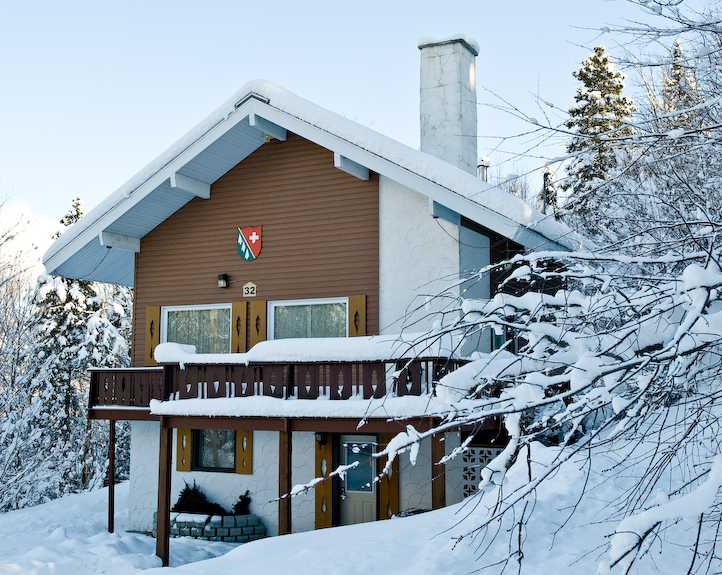 Chalet SteAgathedesMonts, chalet Laurentides Chalet le suisse www
