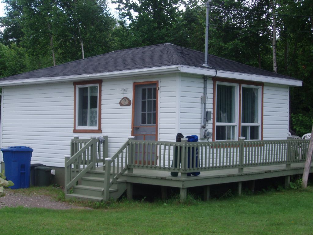 Chalet CarletonSurMer, chalet Gaspésie Bertrand bouchard (chalets