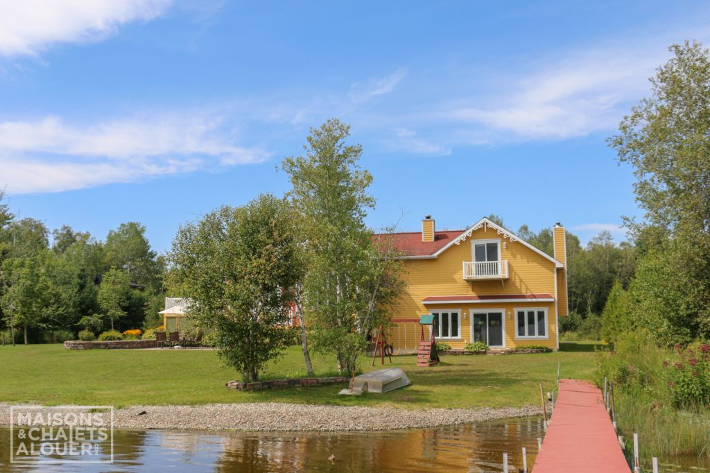 Au Soleil Levant Du Lac Aylmer, Chalet à louer, CantonsdeL'est/Estrie