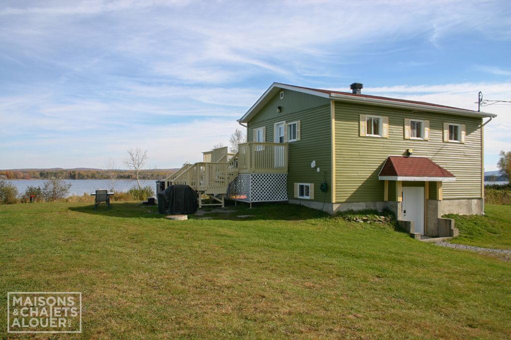 Au Bois Dormant Du Lac Aylmer, Chalet à louer, CantonsdeL'est/Estrie