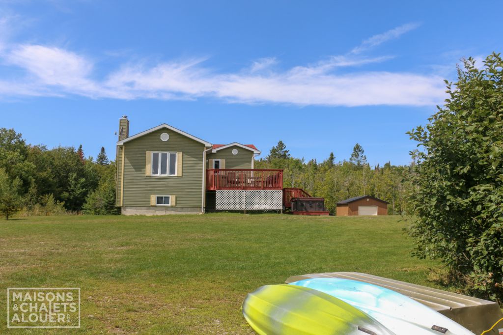 Au Bois Dormant Du Lac Aylmer, Chalet à louer, CantonsdeL'est/Estrie