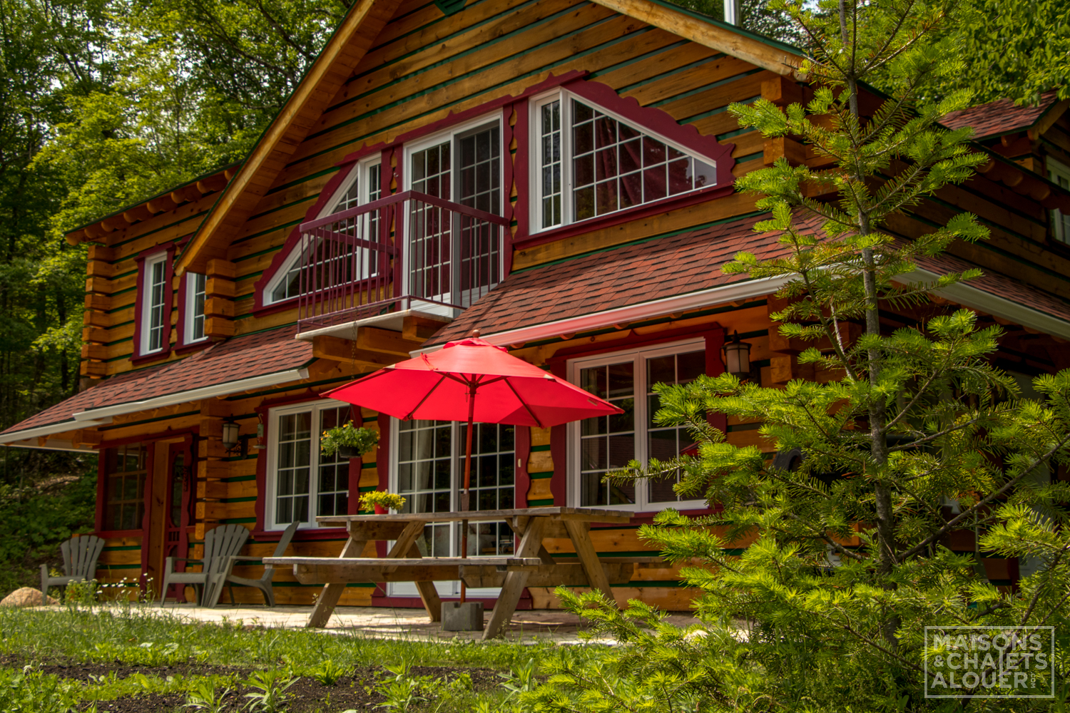 Chalet StAlexis des Monts, chalet Mauricie Le tamia