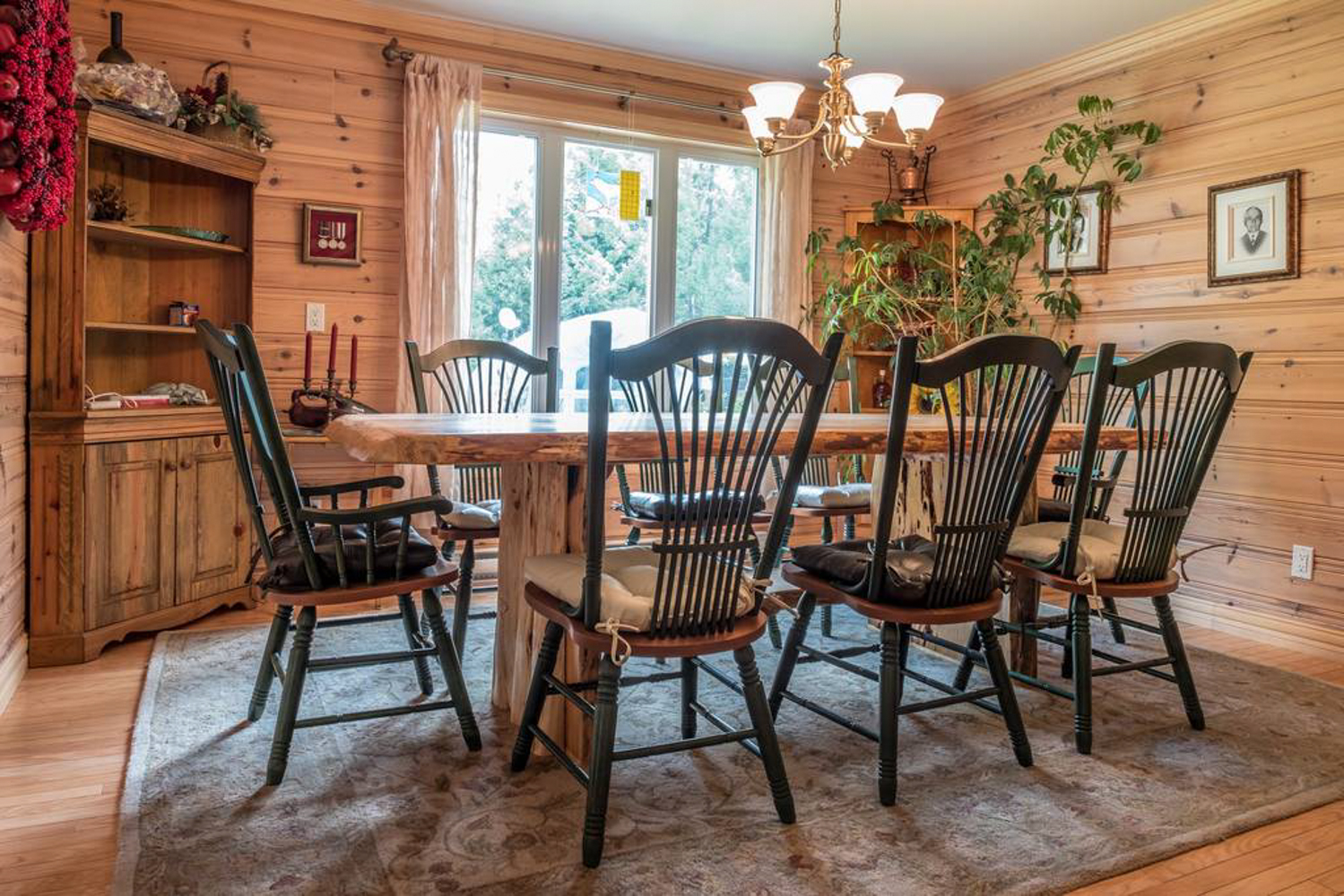 Chalet à louer Gaspésie Le Chalet De La Rivière Capchat