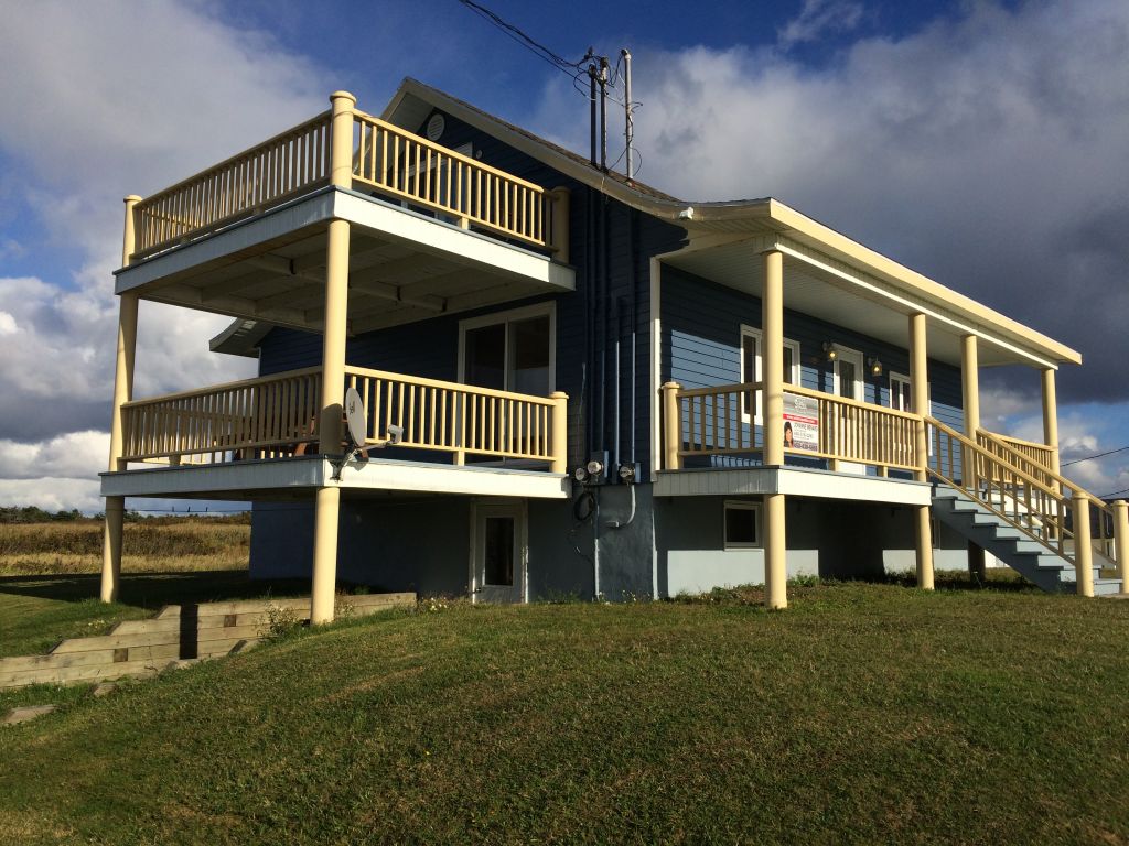 Chalet Havre Aubert, chalet ÎlesdelaMadeleine Les logements de la baie