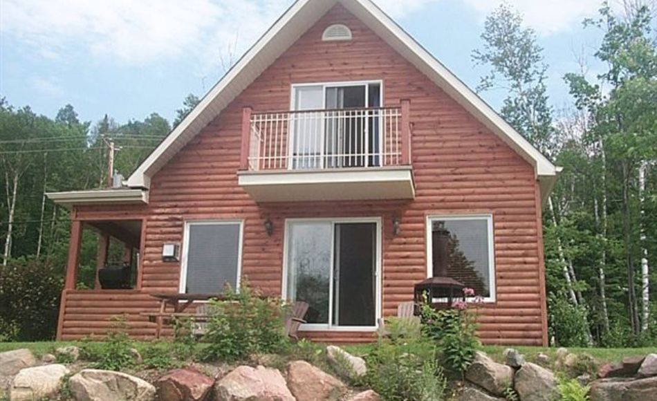 Chalet à vendre en bois rond Lanaudière