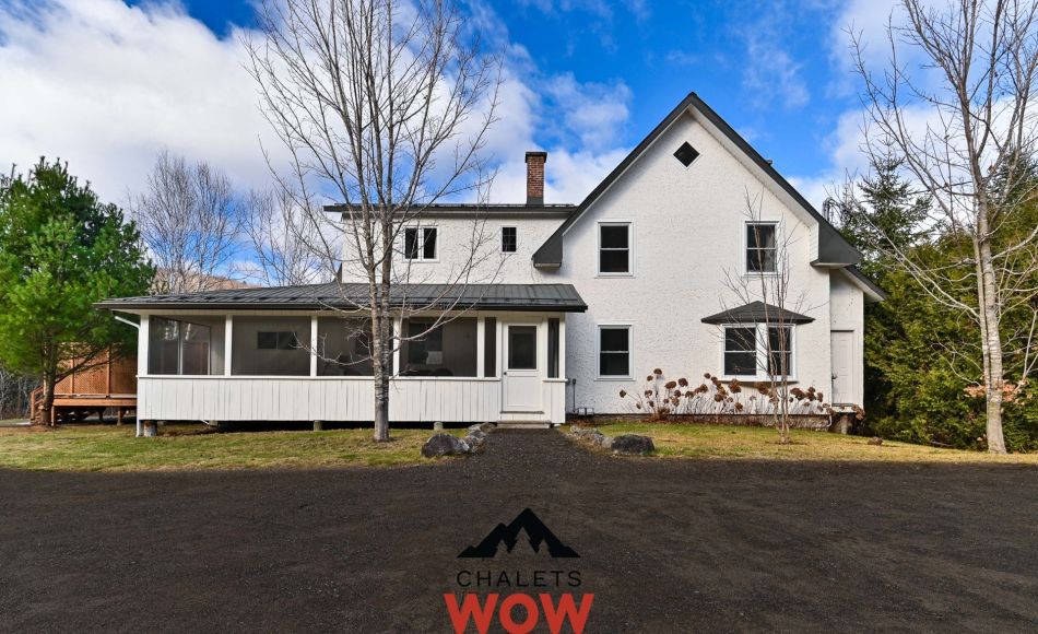 Chalet à louer en bois rond Laurentides