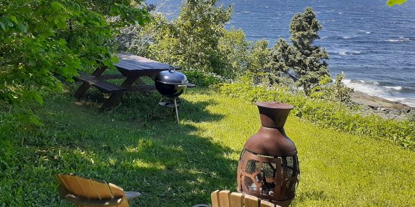 Belvédère privé avec foyer, celui avec la table de pique-nique le plus près de la falaise