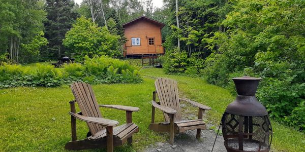 Vue du chalet #3 de son belvédère, tous les chalets ont un grand espace intime