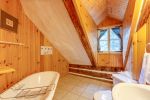 Chalet à louer Maison Ancestrale Bilodeau-Ethier, Jusqu'à 13 Pers 