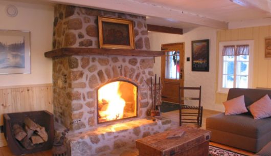 Foyer au bois naturel