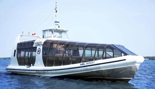 Navette fluviale entre la ville de Québec et Sainte-Anne-de-Beaupré