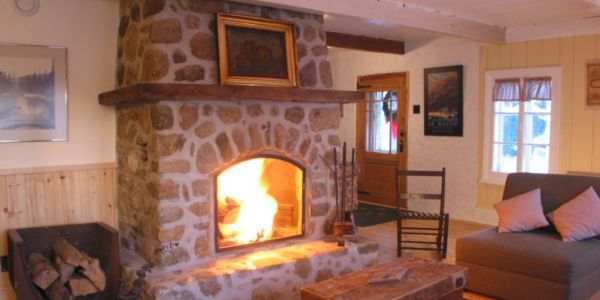 Foyer au bois naturel