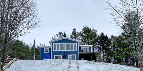 Chalet à louer en bois rond Cantons-de-l'Est / Estrie