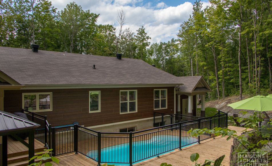 Chalet à louer en bois rond Cantons-de-l'Est / Estrie