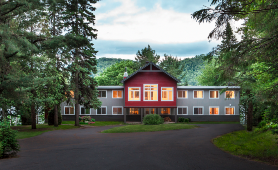 Chalet à louer en bois rond Laurentides