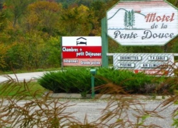 Hôtel / Motel À louer Cantons-de-l'Est / Estrie