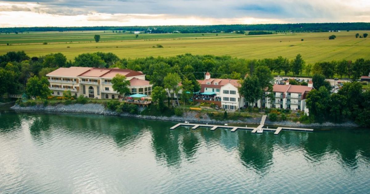 Hostellerie Les Trois Tilleuls Et Spa Givenchy