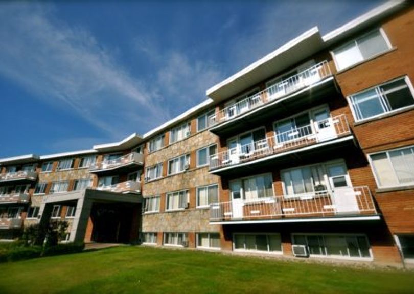 Hôtel / Motel À louer Laurentides