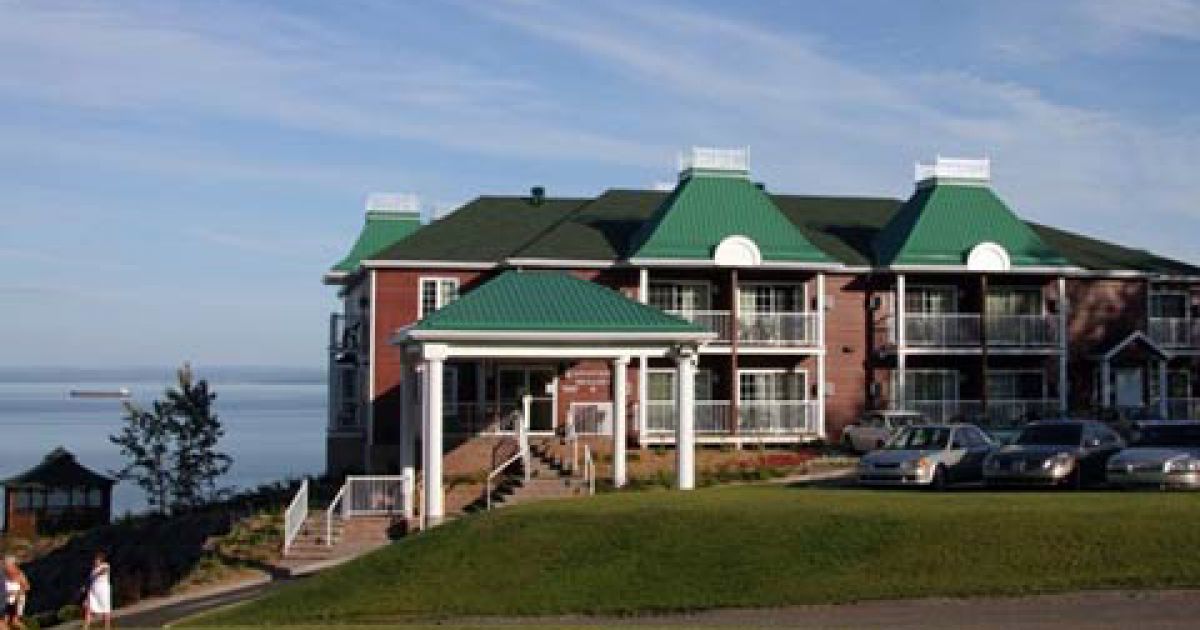 Le Petit Manoir Du Casino