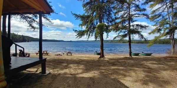 Chalet à louer en bois rond Saguenay-Lac-Saint-Jean