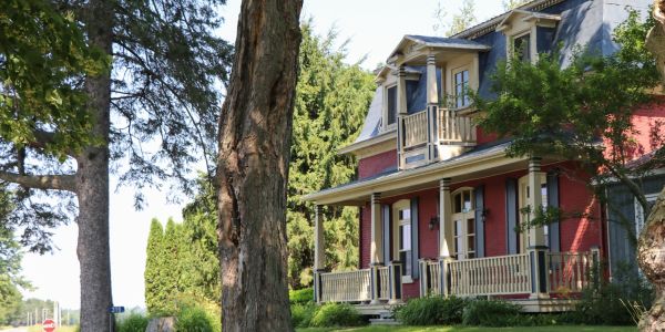 Chalet à louer en bois rond Cantons-de-l'Est / Estrie