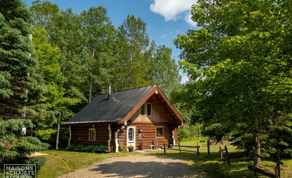 Chalet en Bois rond Chalet à Rabais