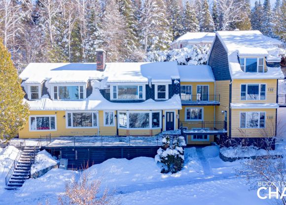 Voir plus de photos et informations pour Chalet à louer Laurentides