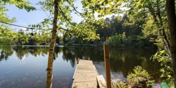 Eau peu profonde en bordure et baignable
