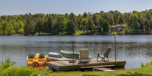 Chalet à louer en bois rond Cantons-de-l'Est / Estrie